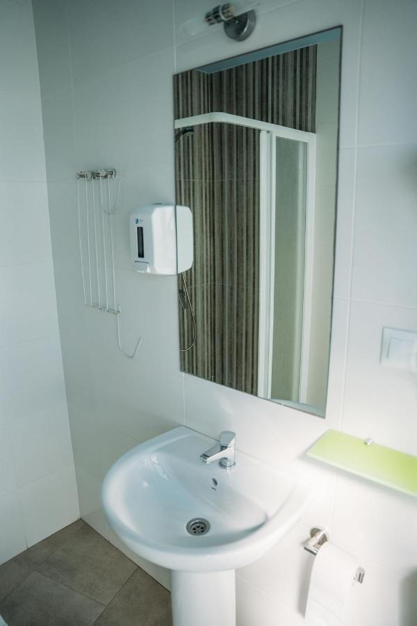 Hostal Brisas De Conil Conil De La Frontera Zewnętrze zdjęcie