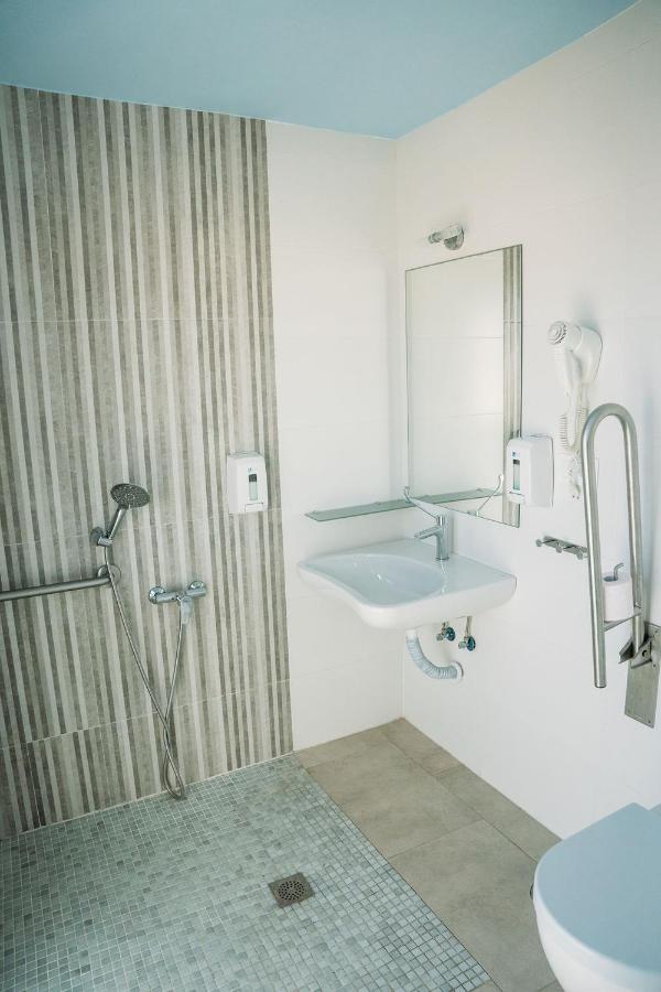 Hostal Brisas De Conil Conil De La Frontera Zewnętrze zdjęcie