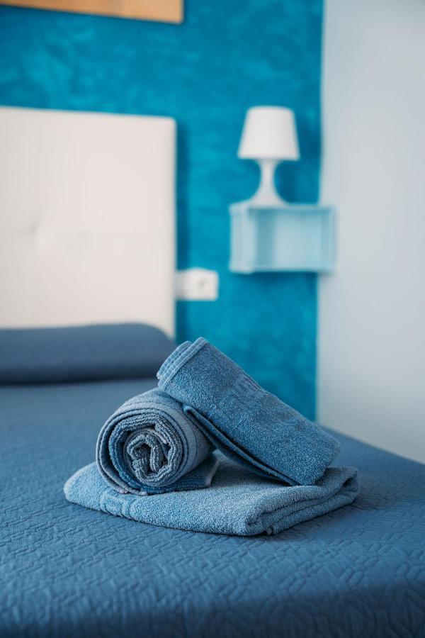 Hostal Brisas De Conil Conil De La Frontera Zewnętrze zdjęcie