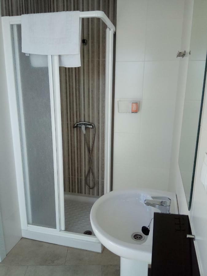 Hostal Brisas De Conil Conil De La Frontera Zewnętrze zdjęcie